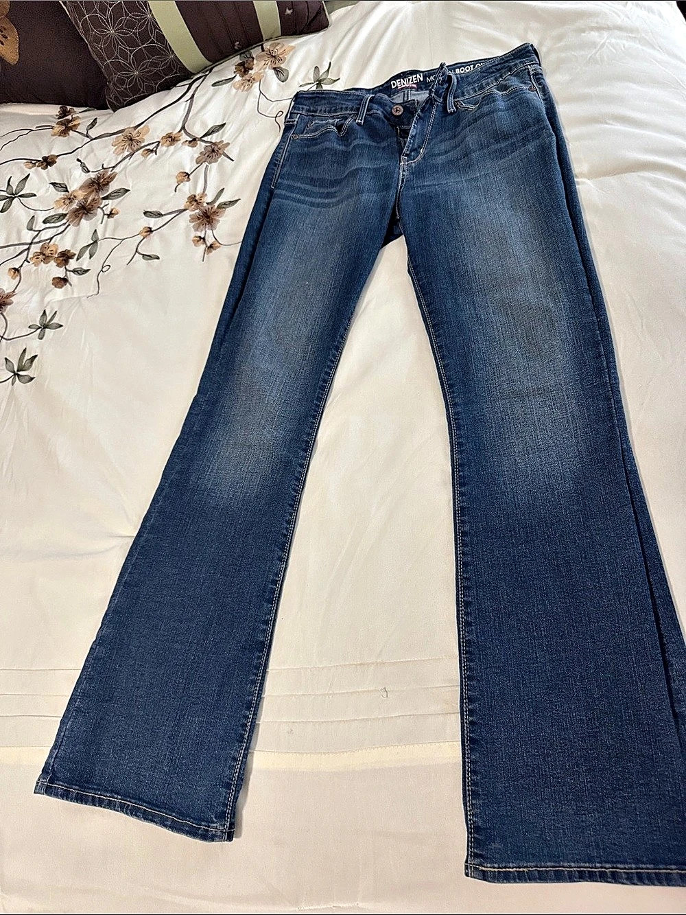 Levi's Denizen Modern Boot Cut Boot Cut Cotton Jeans Waist 28